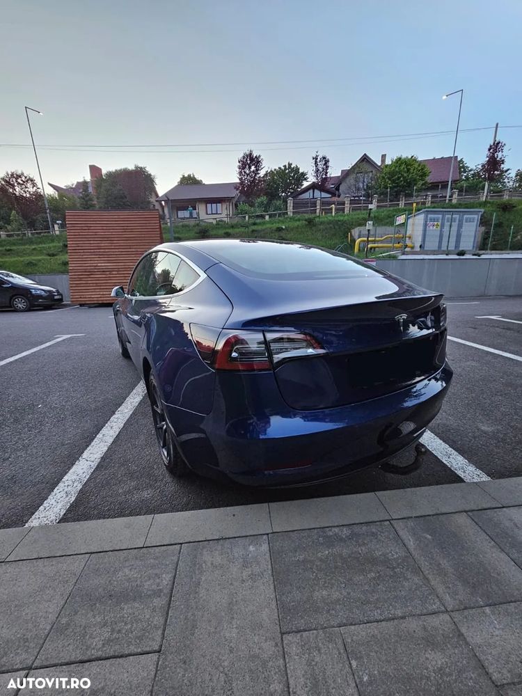 Tesla Model 3 Langstreckenbatterie Allradantrieb Dual Motor - 6