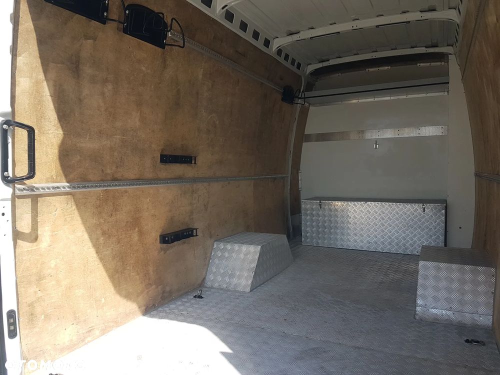 Iveco 50C15 DAILY 7-OSÓB BRYGADÓWKA BLIŹNIAKI MAXI DŁUGI WYSOKI KLIMA BLASZAK VAN FURGON HAK KRAJOWY - 19