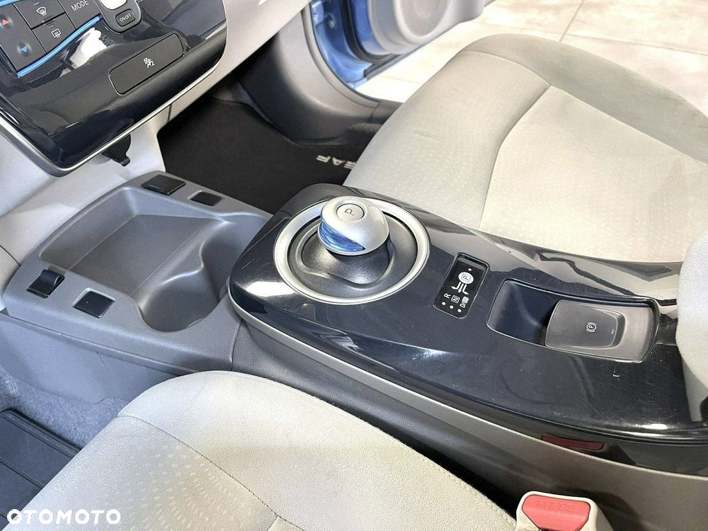 Nissan Leaf - 15