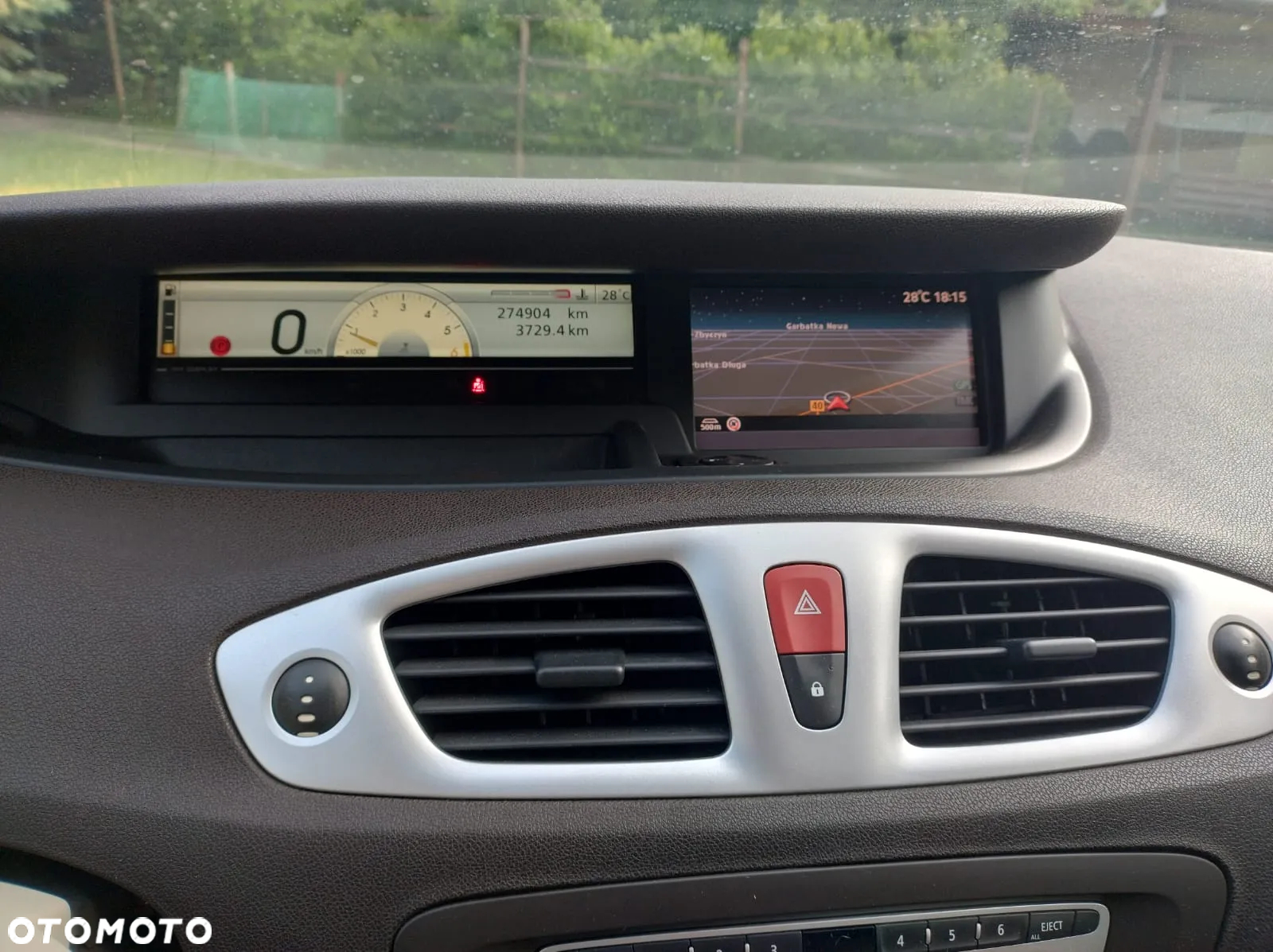 Renault Grand Scenic - 25