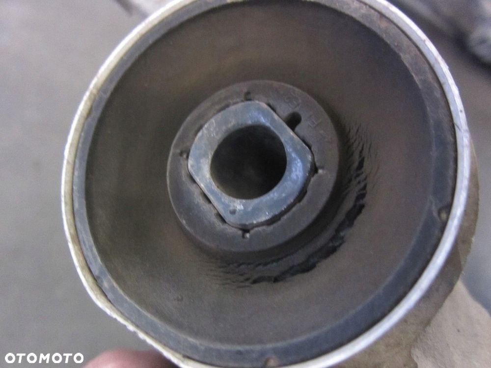 BMW X1 F48 ZWROTNICA PRAWA PRZEDNIA PRZÓD AMORTYZATOR WAHACZ 31216876646 - 12