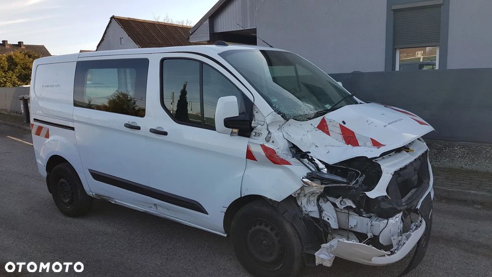 Ford Transit Custom - 6