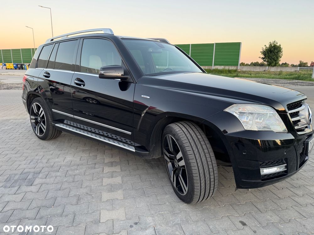Mercedes-Benz GLK - 2