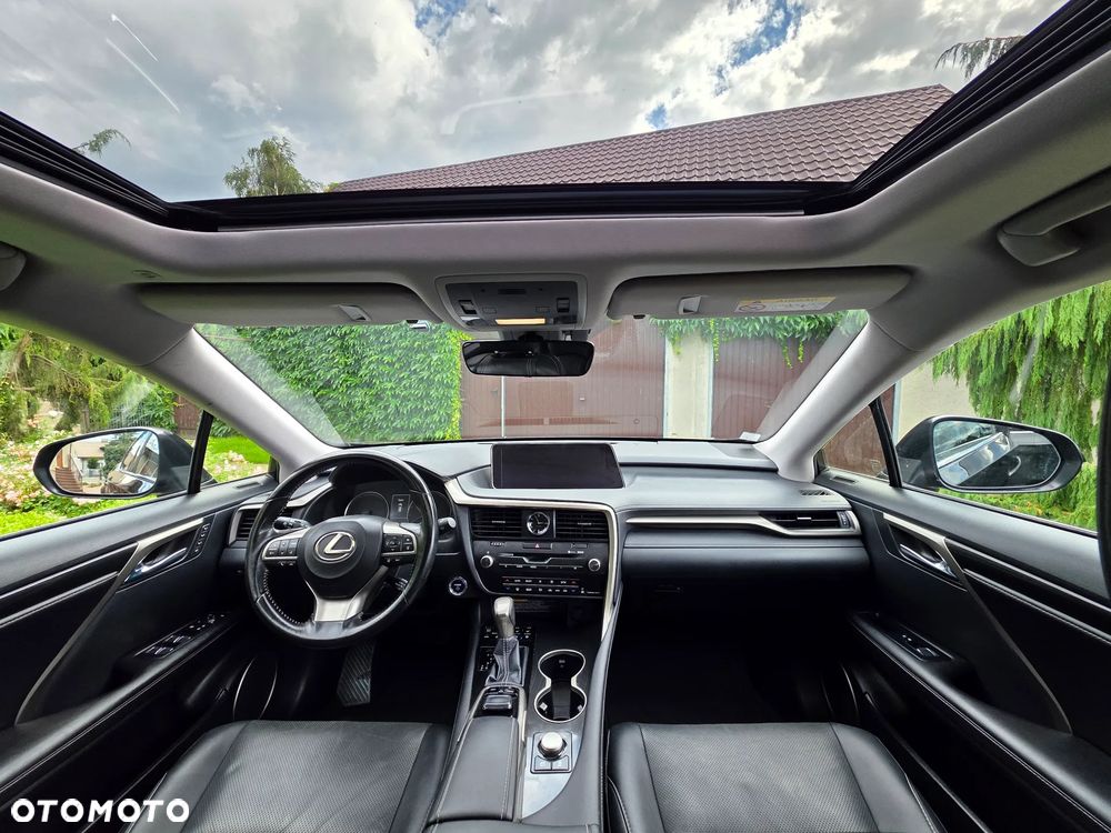 Lexus RX - 15
