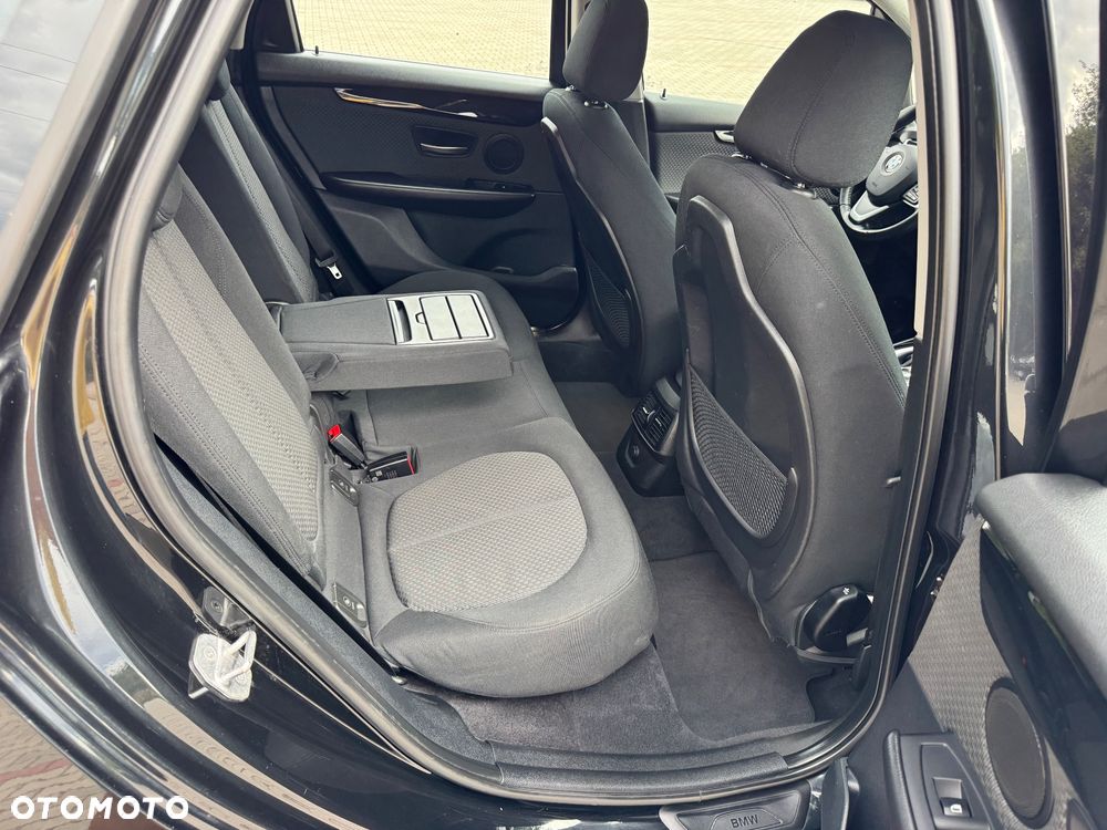BMW Seria 2 218d Sport-Aut - 13