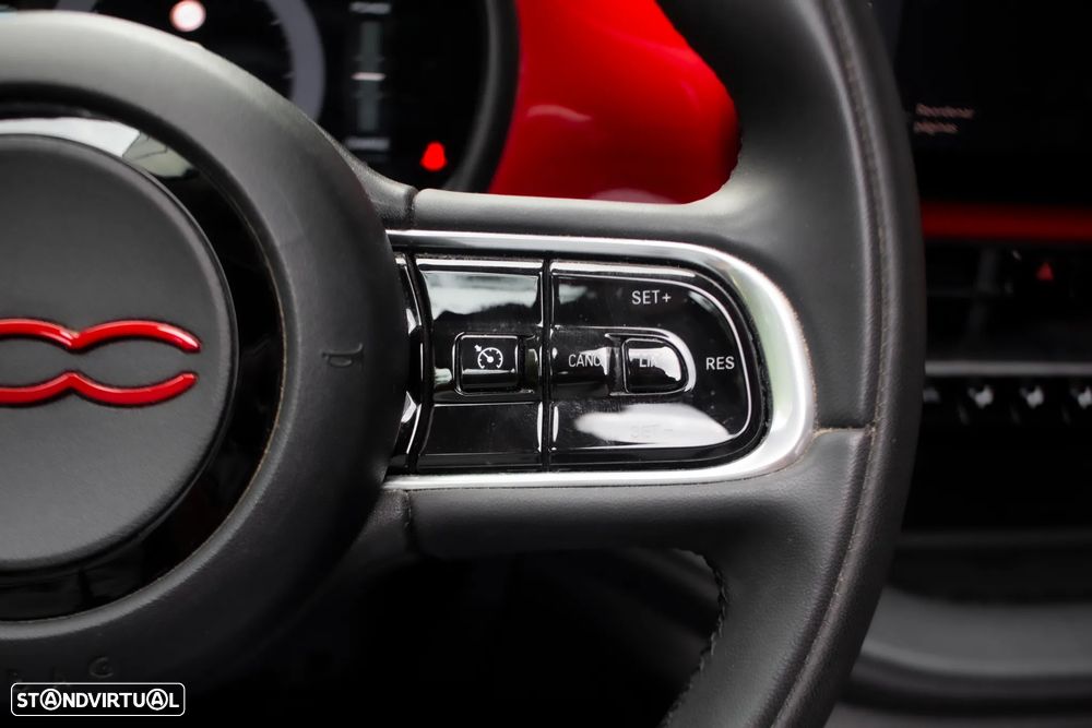 Fiat 500e C (RED) - 14