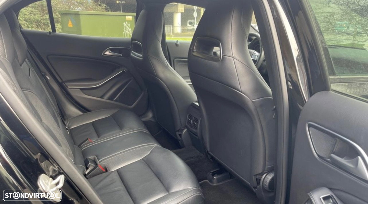 Mercedes-Benz GLA 200 (CDI) d 4Matic 7G-DCT AMG Line - 29