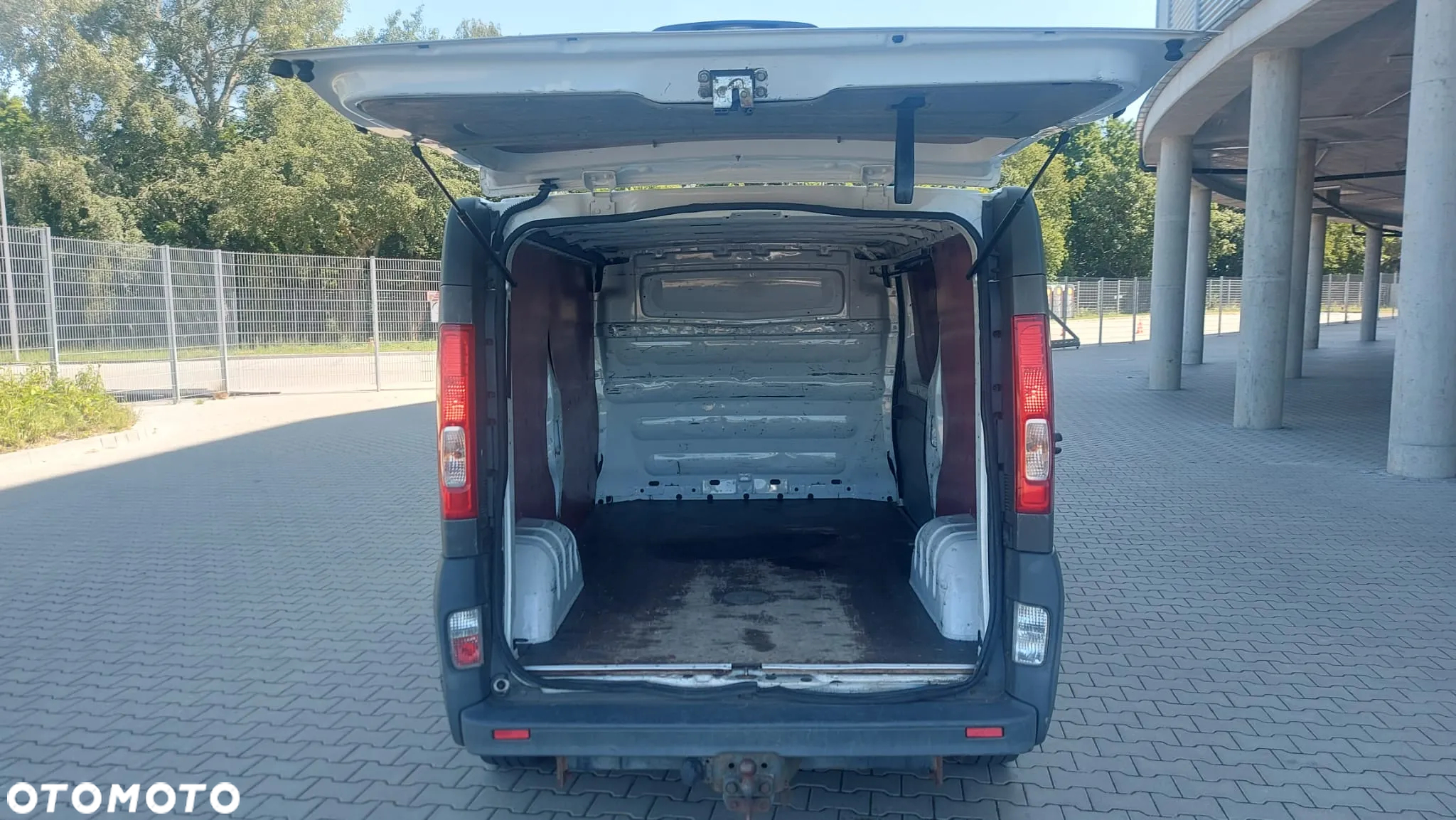Opel Vivaro - 9