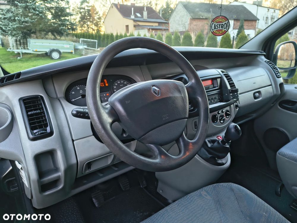 Renault Trafic - 9