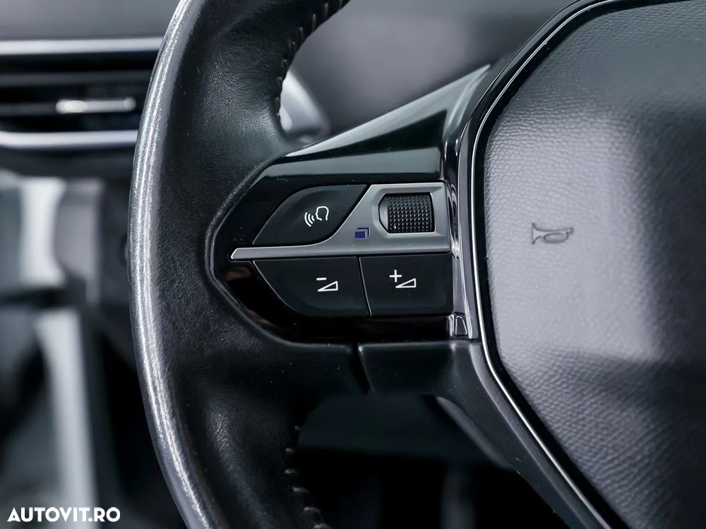 Peugeot 3008 1.5 BlueHDI S&S Active - 19