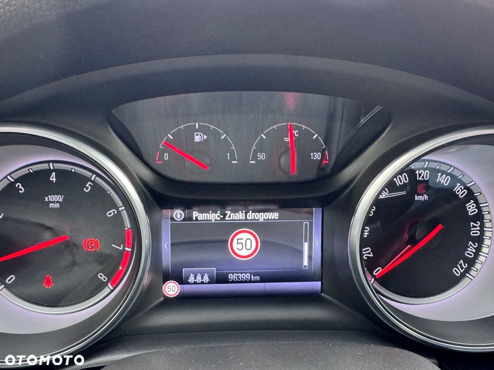 Opel Astra 1.4 Turbo Start/Stop Dynamic - 25