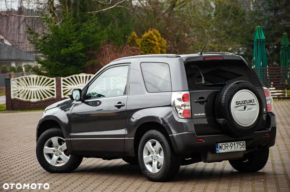 Suzuki Grand Vitara 1.6 Club - 23