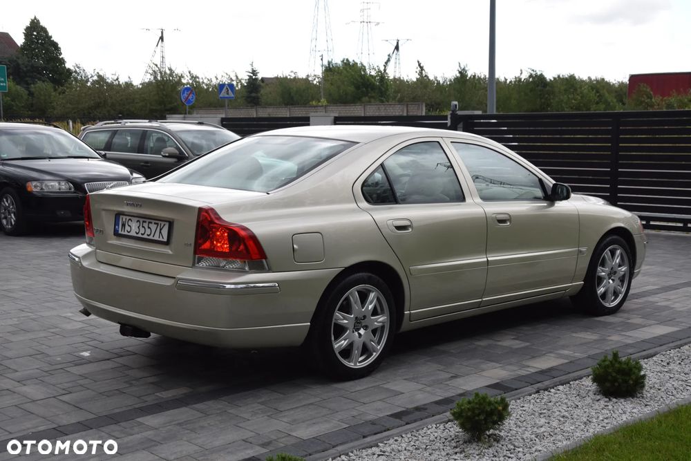 Volvo S60 - 17