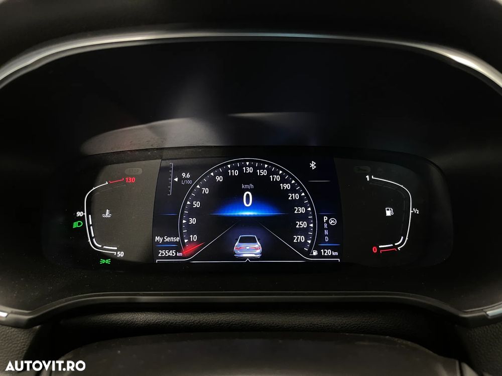 Renault Megane TCe 140 EDC GPF Techno - 26