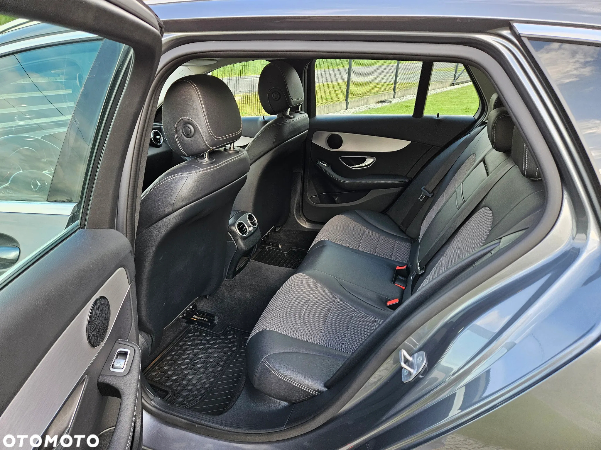 Mercedes-Benz Klasa C 220 d T 9G-TRONIC Exclusive - 14
