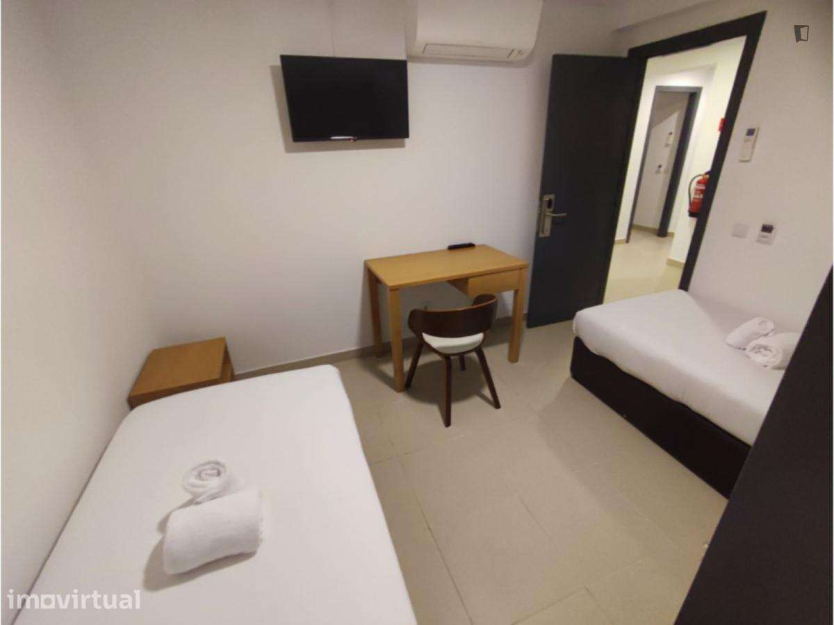 Quarto - localizado em Olivais Lisbon - Grande imagem: 4/40