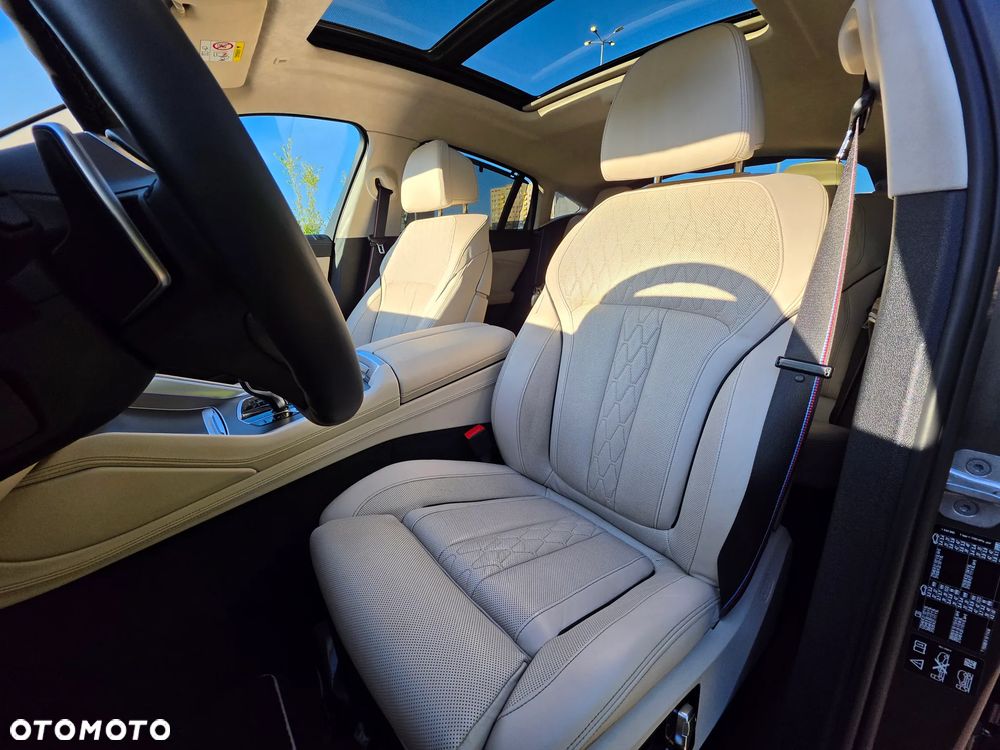 BMW X6 - 17