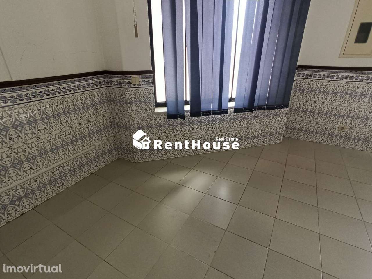 Loja junto a Escolas - Grande imagem: 2/5