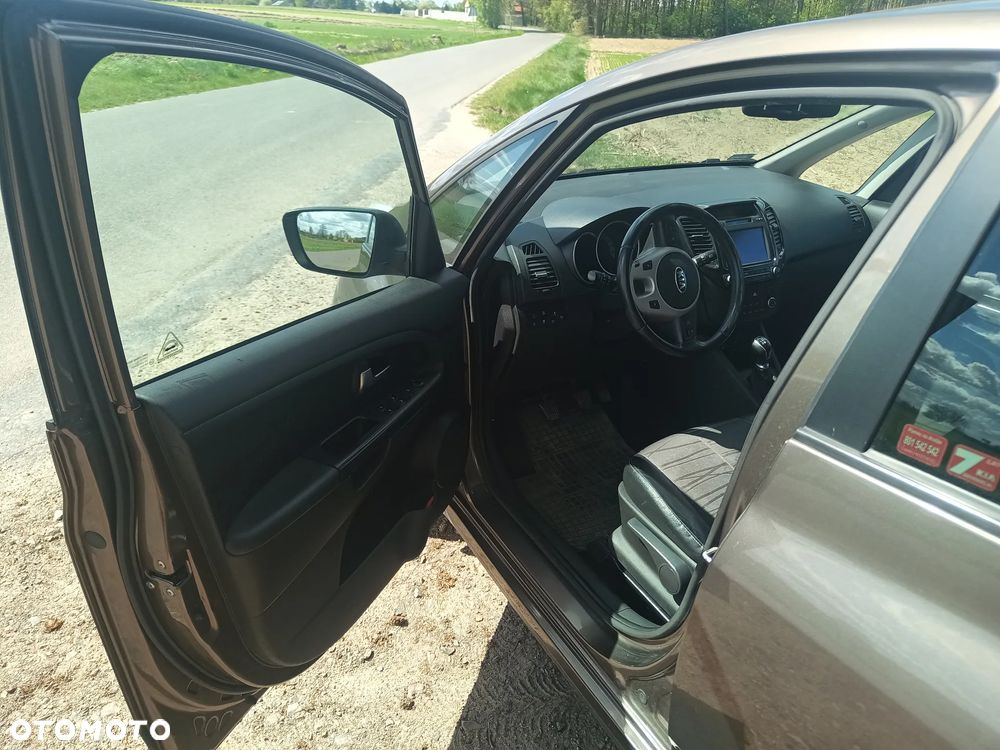 Kia Venga 1.4 L - 13