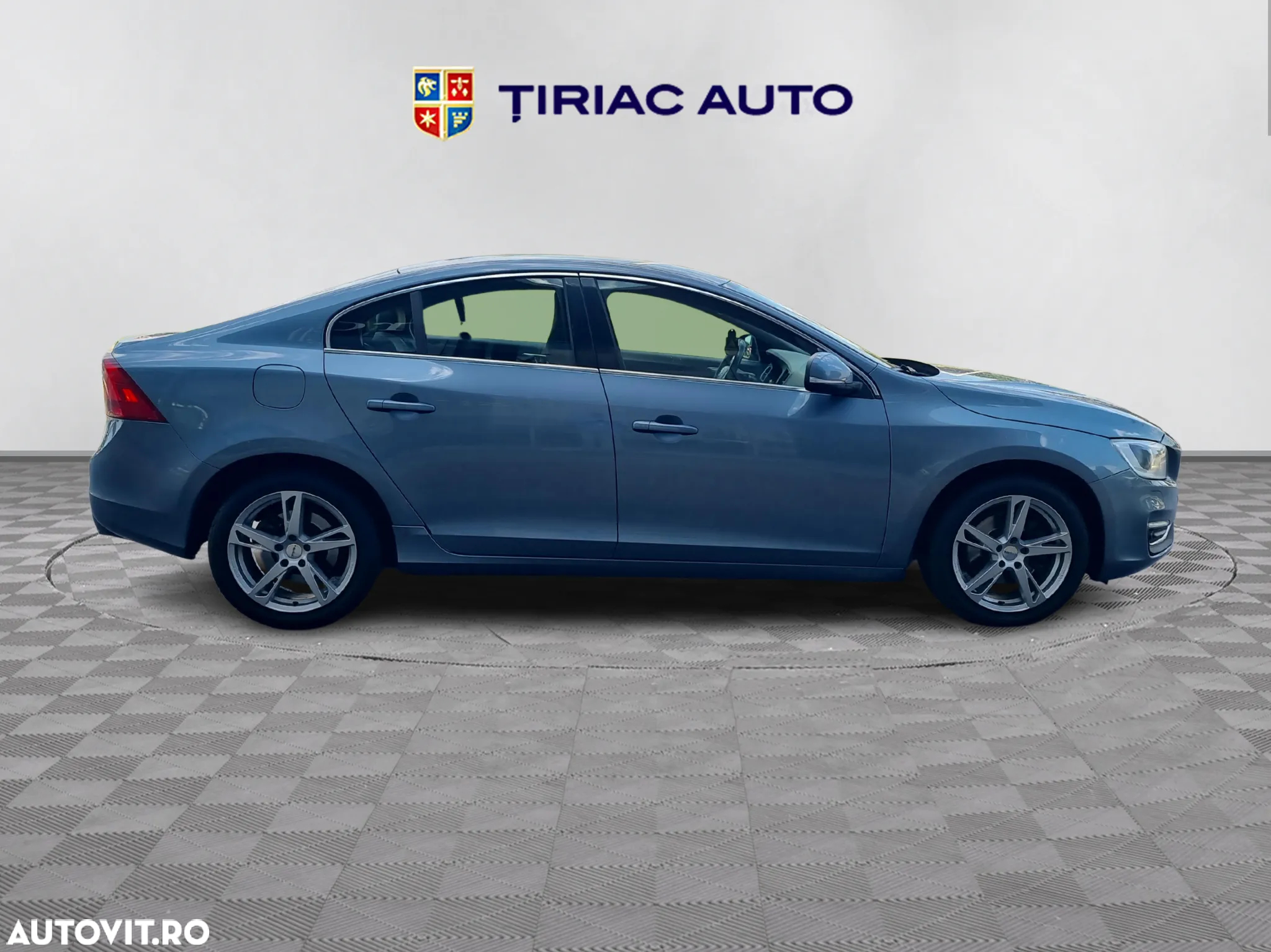 Volvo S60 D3 Summum - 7