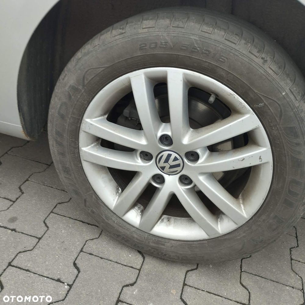 Volkswagen Touran 2.0 TDI DPF Comfortline - 13