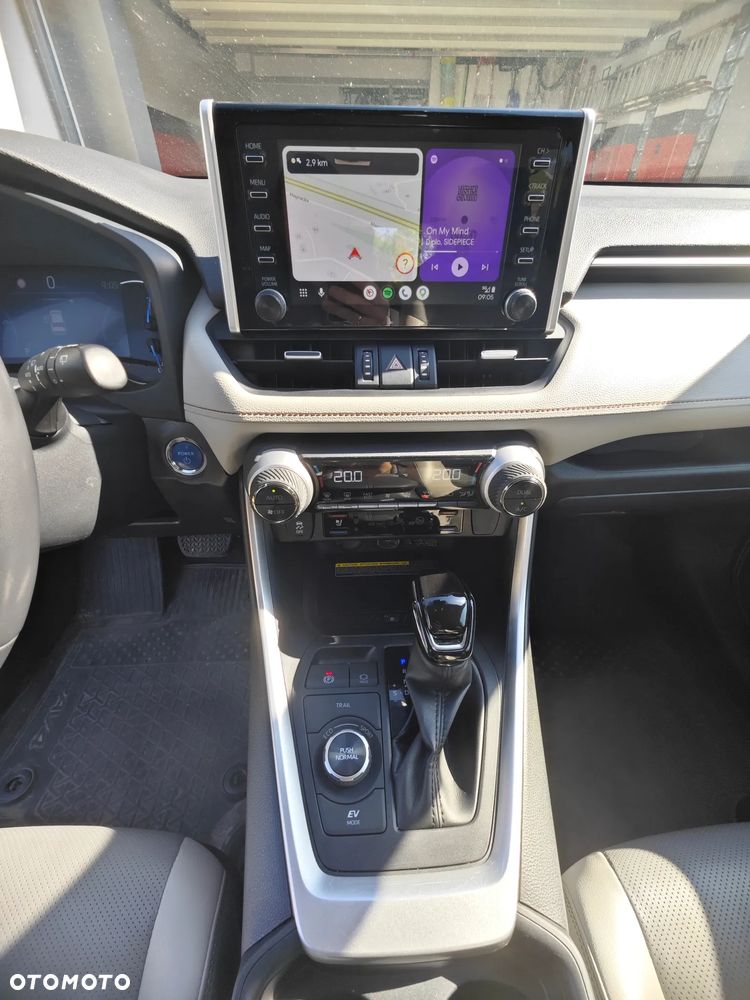 Toyota RAV4 2.5 Hybrid Executive 4x4 - 28