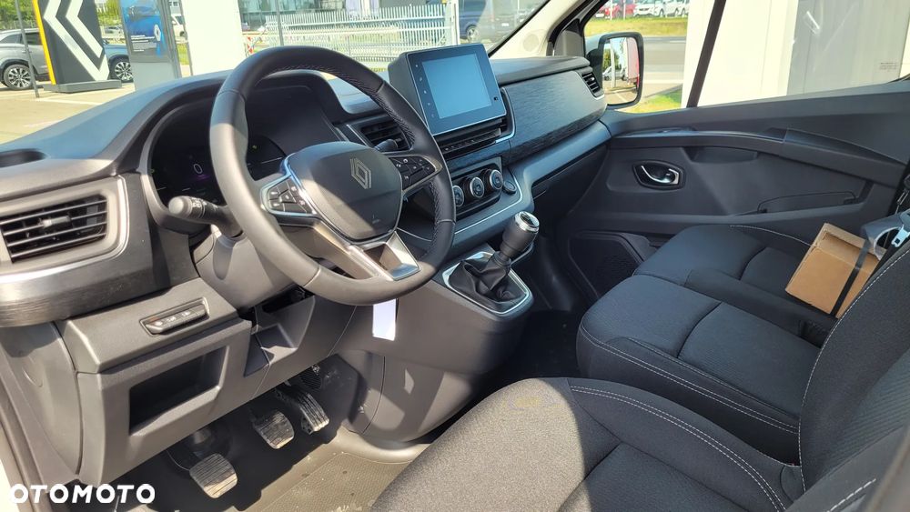Renault Trafic - 10