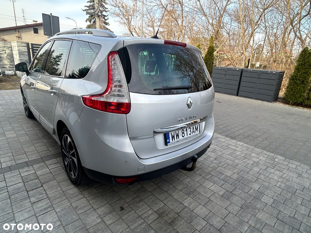 Renault Grand Scenic ENERGY TCe 130 BOSE EDITION - 11