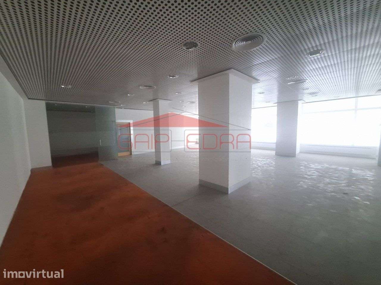 Oportunidade comércio ou apartamentos Aveiro Centro - Grande imagem: 4/25
