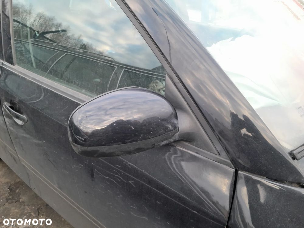 Lusterko zewnętrzne prawe elektryczne SKODA Fabia II 07-14r. 9910 - 3