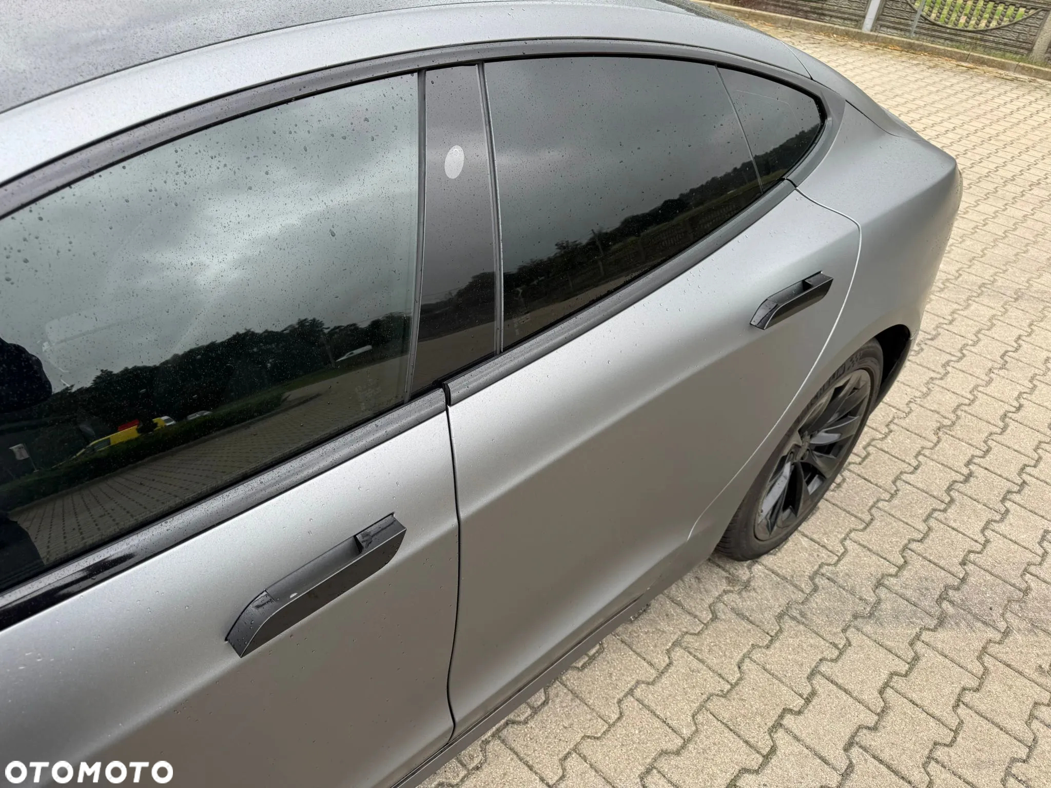 Tesla Model S Long Range Plus - 11