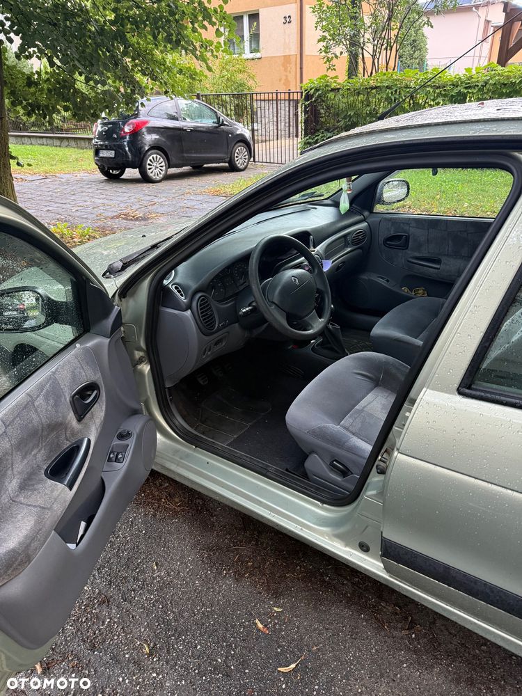 Renault Megane 1.6 - 7