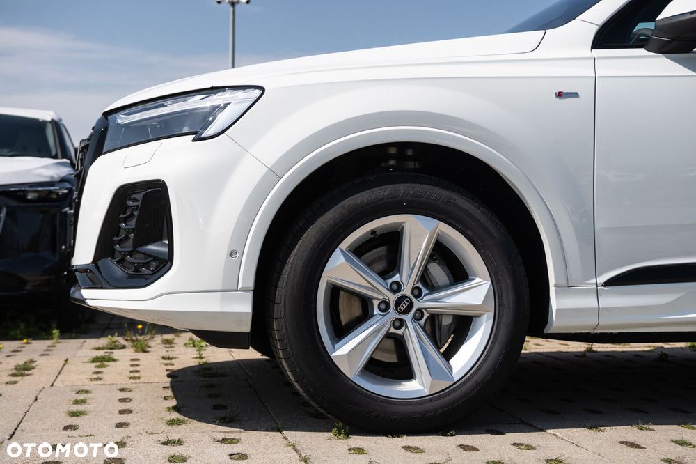 Audi Q7 - 7