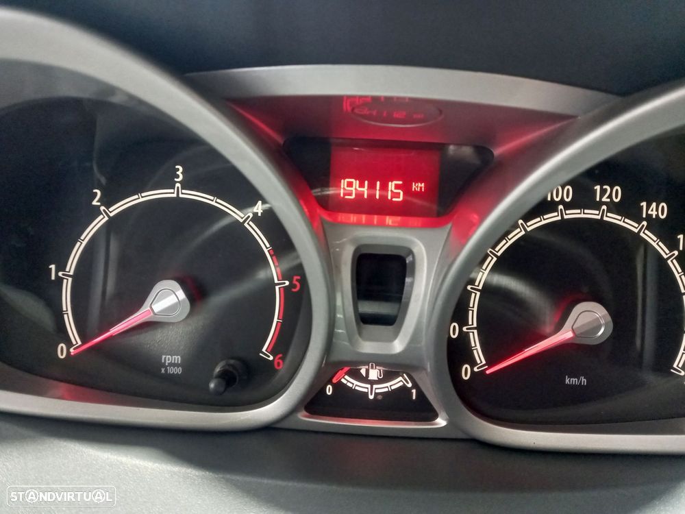 Ford Fiesta 1.4 TDCI Trend - 13