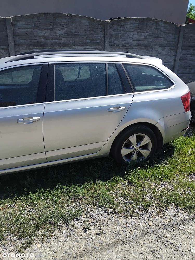 Maska zderzak błotnik drzwi Skoda octavia 3 Lift - 4