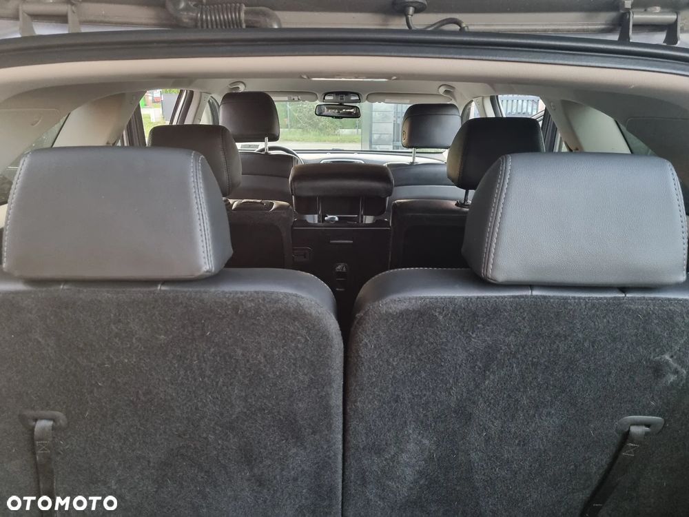Kia Sorento - 24