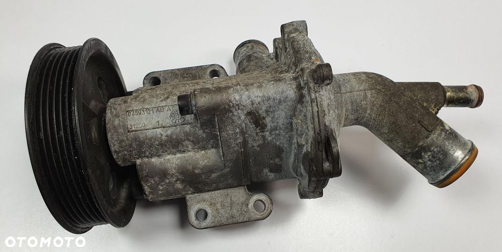 POMPA WODY MINI COOPER R50 1.6 16V 04668450AA - 1