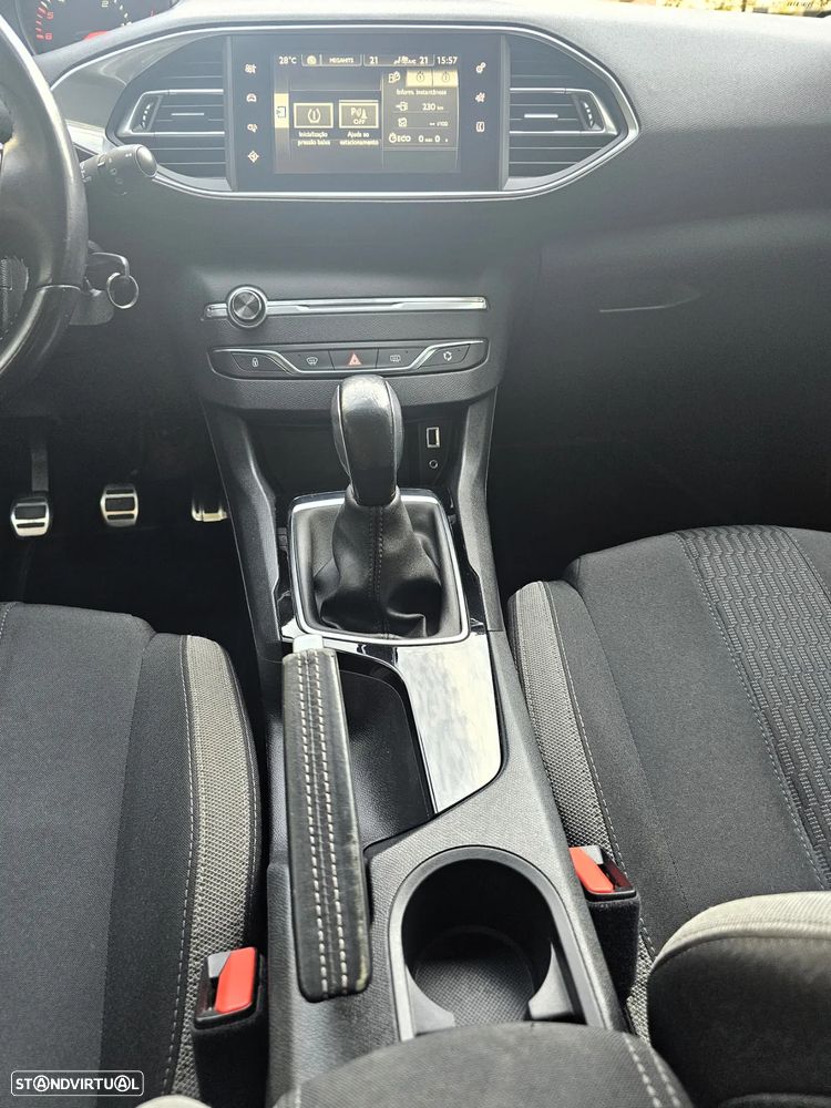 Peugeot 308 SW 1.6 BlueHDi Style - 18