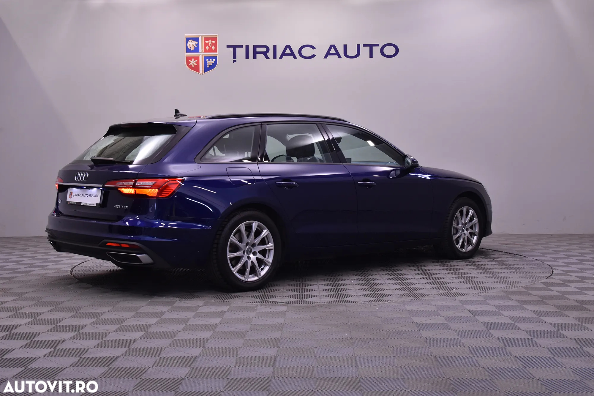 Audi A4 - 5