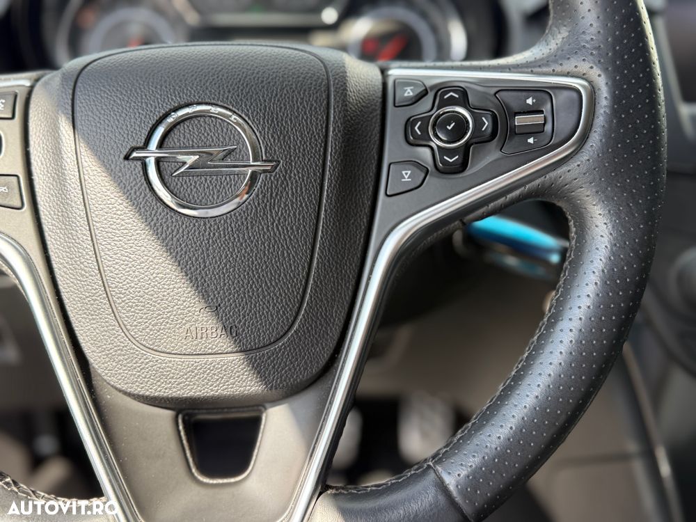 Opel Insignia 2.0 CDTi 4x4 Automatik Sport - 7