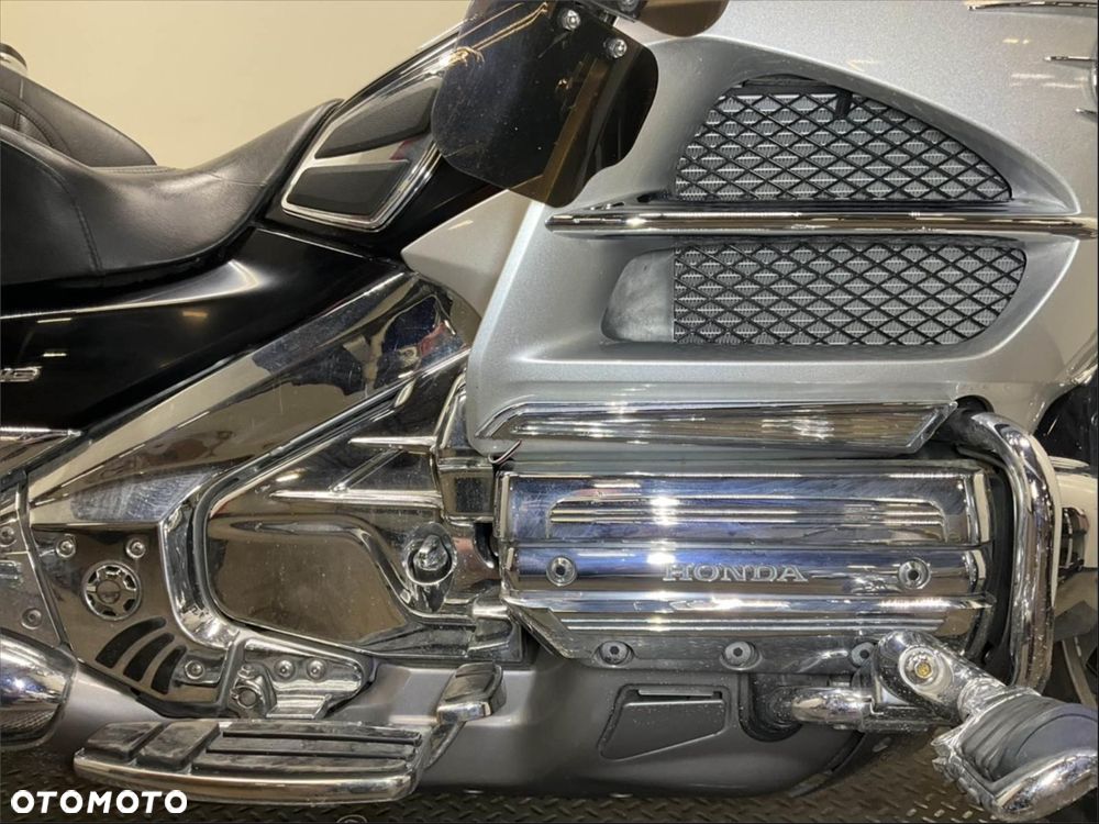 Honda GL - 6