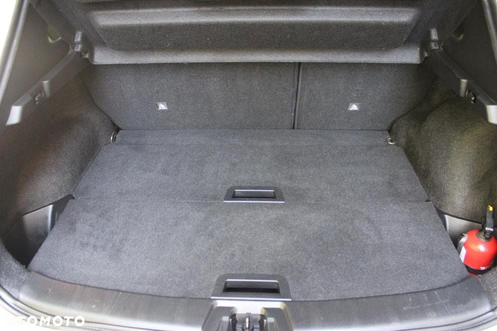 Nissan Qashqai - 22