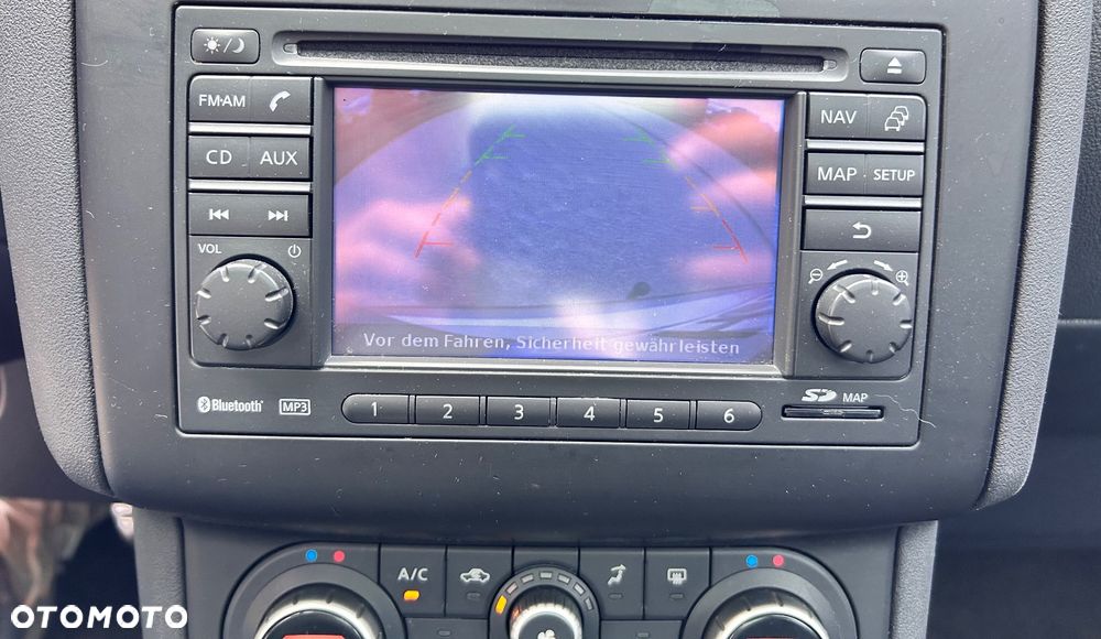 Nissan Qashqai 2.0 lounge - 21