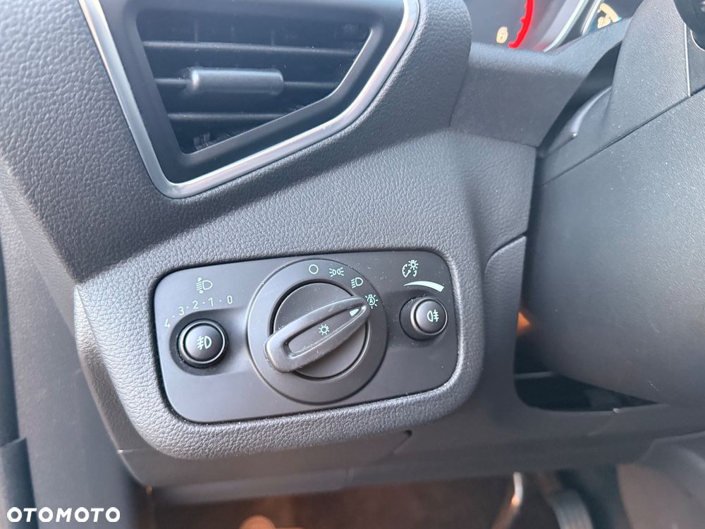 Ford Kuga 2.0 TDCi 4x4 Titanium - 33