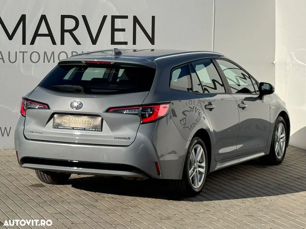 Toyota Corolla 1.8 Hybrid - 3