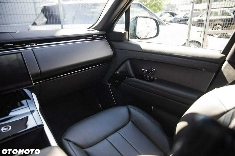 Land Rover Range Rover Sport - 12