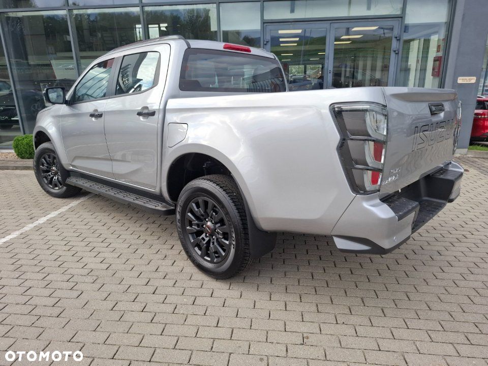 Isuzu D-Max - 10