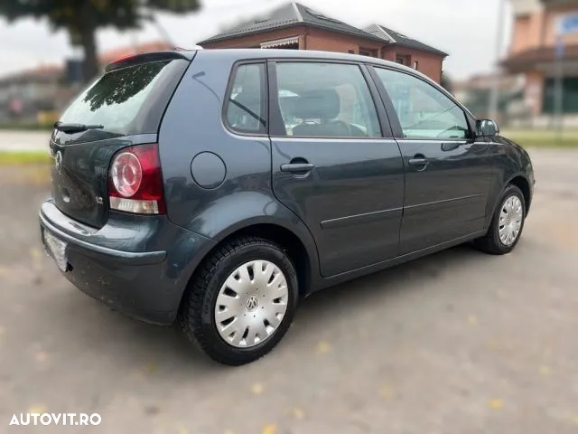 Dezmembrari / Dezmembrez VOLKSWAGEN POLO 9N - 7