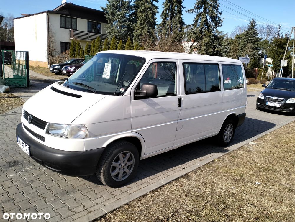 Volkswagen Transporter - 2