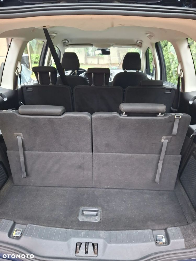 Ford Galaxy 2.0 TDCi Trend - 8